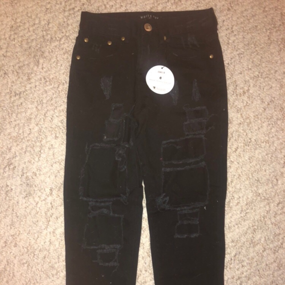Black distressed jeans